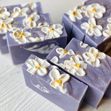 Load image into Gallery viewer, Blackberry Magnolia