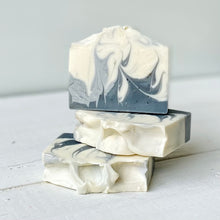 Load image into Gallery viewer, Mountain Man