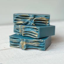 Load image into Gallery viewer, Fearless