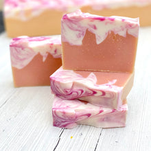 Load image into Gallery viewer, Cantaloupe & Lily